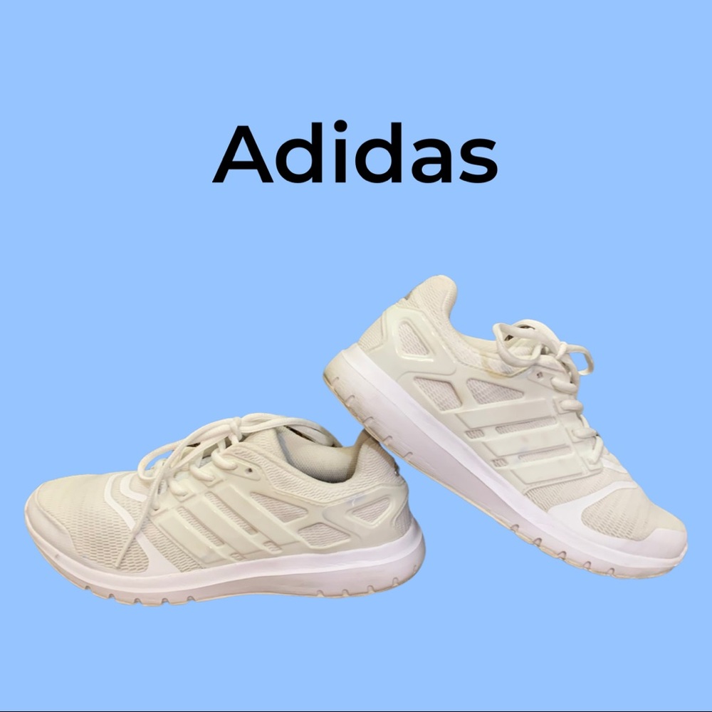 Adorable Adidas Cloudform Tennis Shoes - size 8